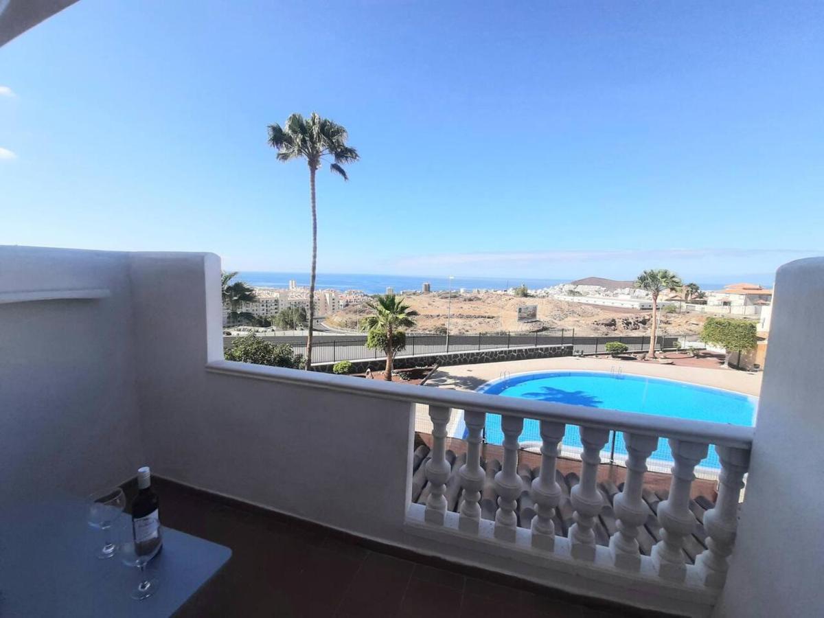 1 Bedroom Giuly Sea Views In Los Cristianos 로스크리스티아노스 외부 사진