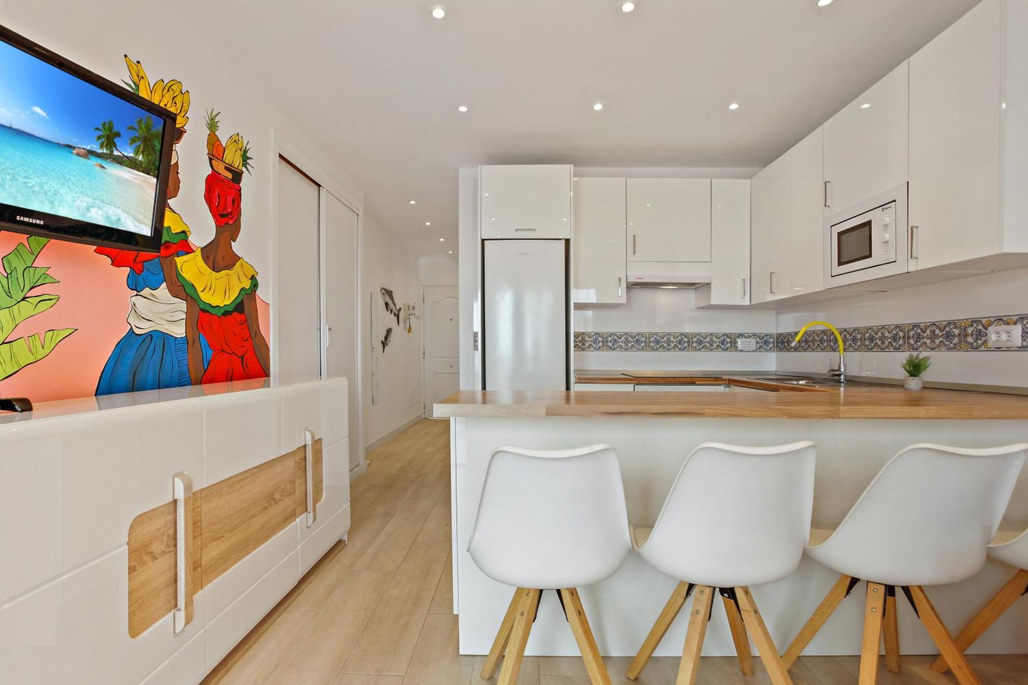 1 Bedroom Giuly Sea Views In Los Cristianos 로스크리스티아노스 외부 사진